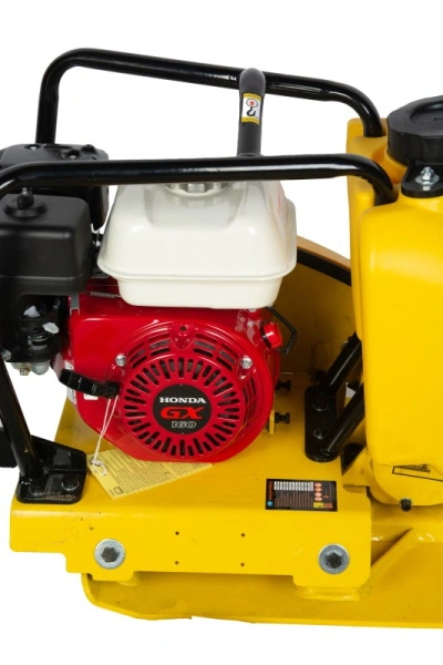 Виброплита 80 кг, 13,5кН (Honda) бак, коврик, колесный комплект TOR C-80T